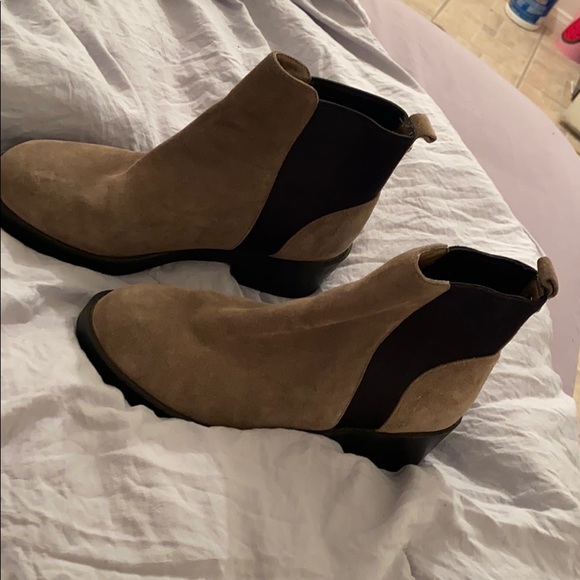 Steve Madden Booties - Picture 3 of 8